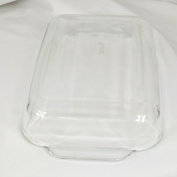 Pyrex 2 Qt Clear Glass Baking Dish 232-R - Picture 12 of 13